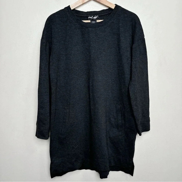 Lord & Taylor Womens Size Medium Grey Crew Neck Weighted Dress - Picture 3 of 14